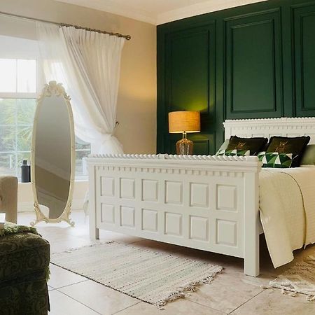 Beaufort House Accomodation นิวรอสส์ ภายนอก รูปภาพ