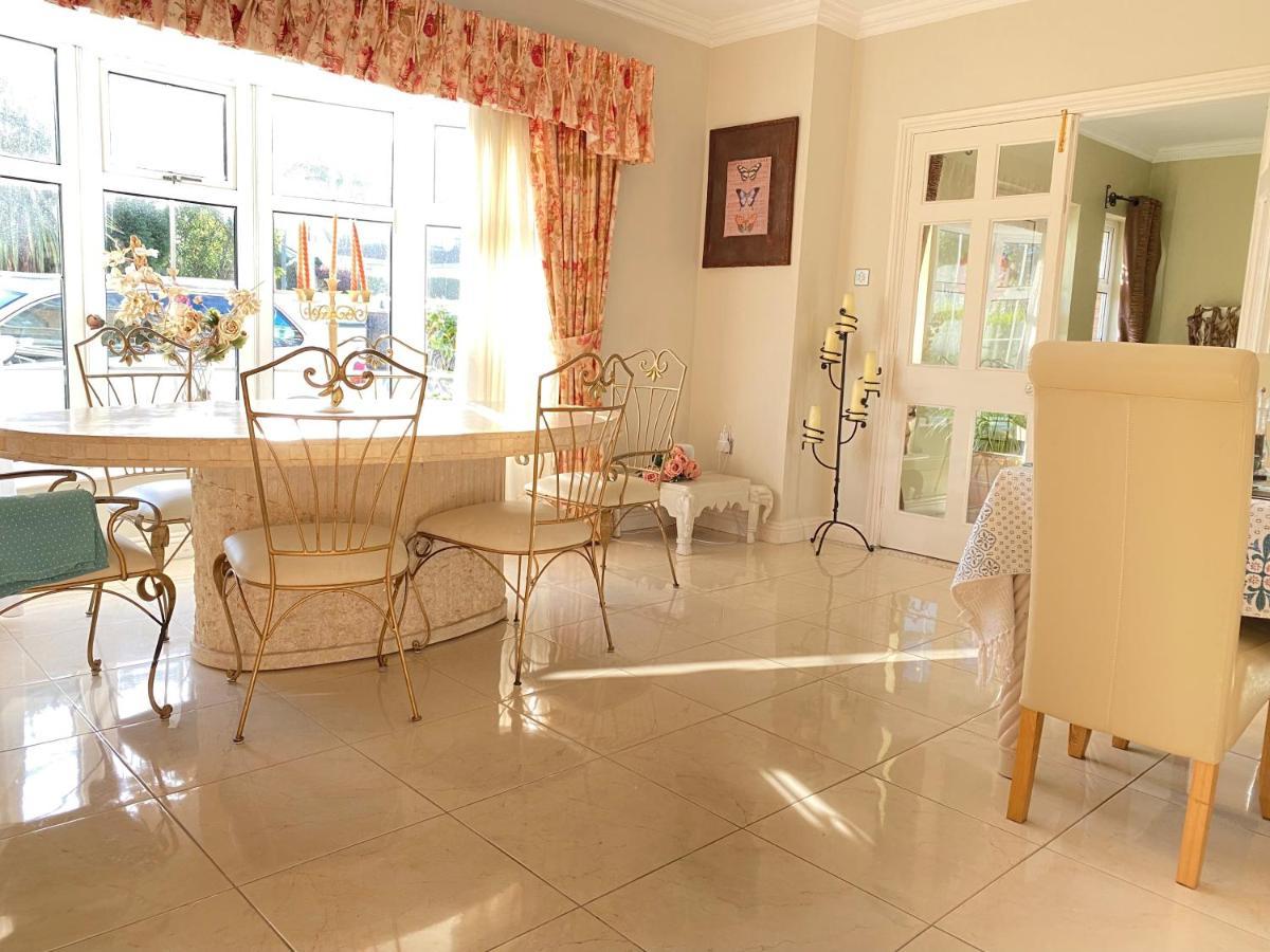 Beaufort House Accomodation นิวรอสส์ ภายนอก รูปภาพ