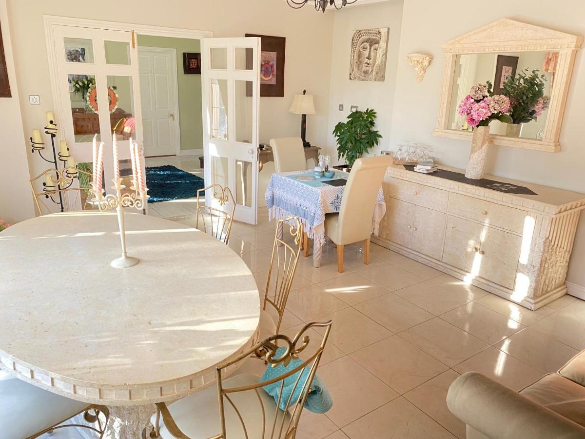 Beaufort House Accomodation นิวรอสส์ ภายนอก รูปภาพ
